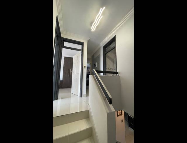 3 BEDROOM TOWNHOUSE FOR SALE IN MORNINGSIDE